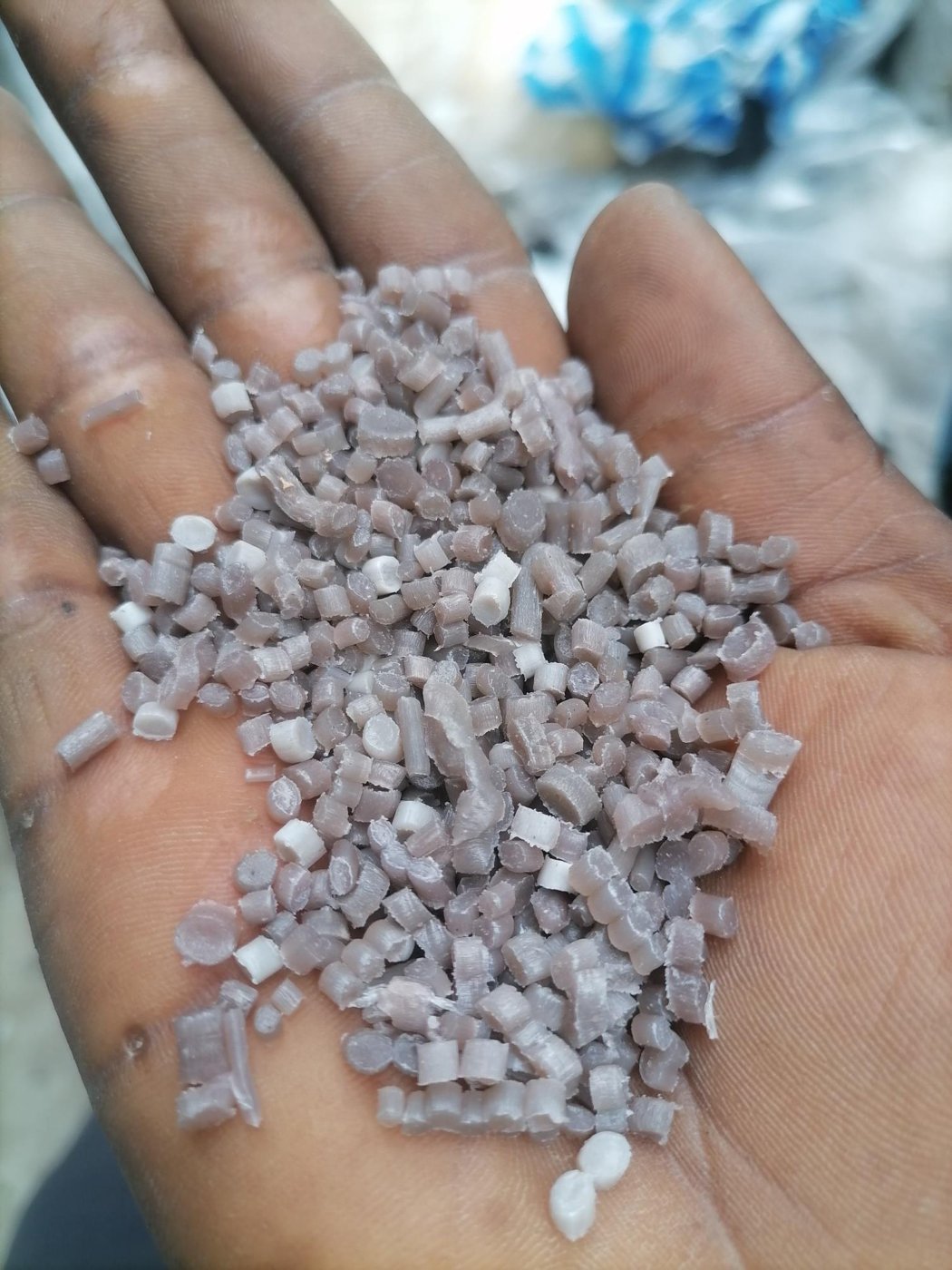 Lilac Pellets produced by Ephtal Recycling